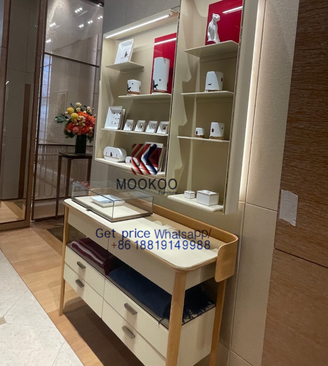 Cartier display showcase gold cabinet 262 Cartier display showcase gold cabinet 262