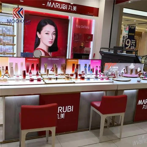 Cosmetic Beauty Shop Display