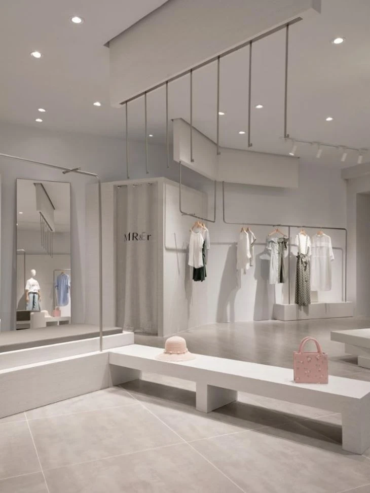 Women Clothing Racks Retail Display